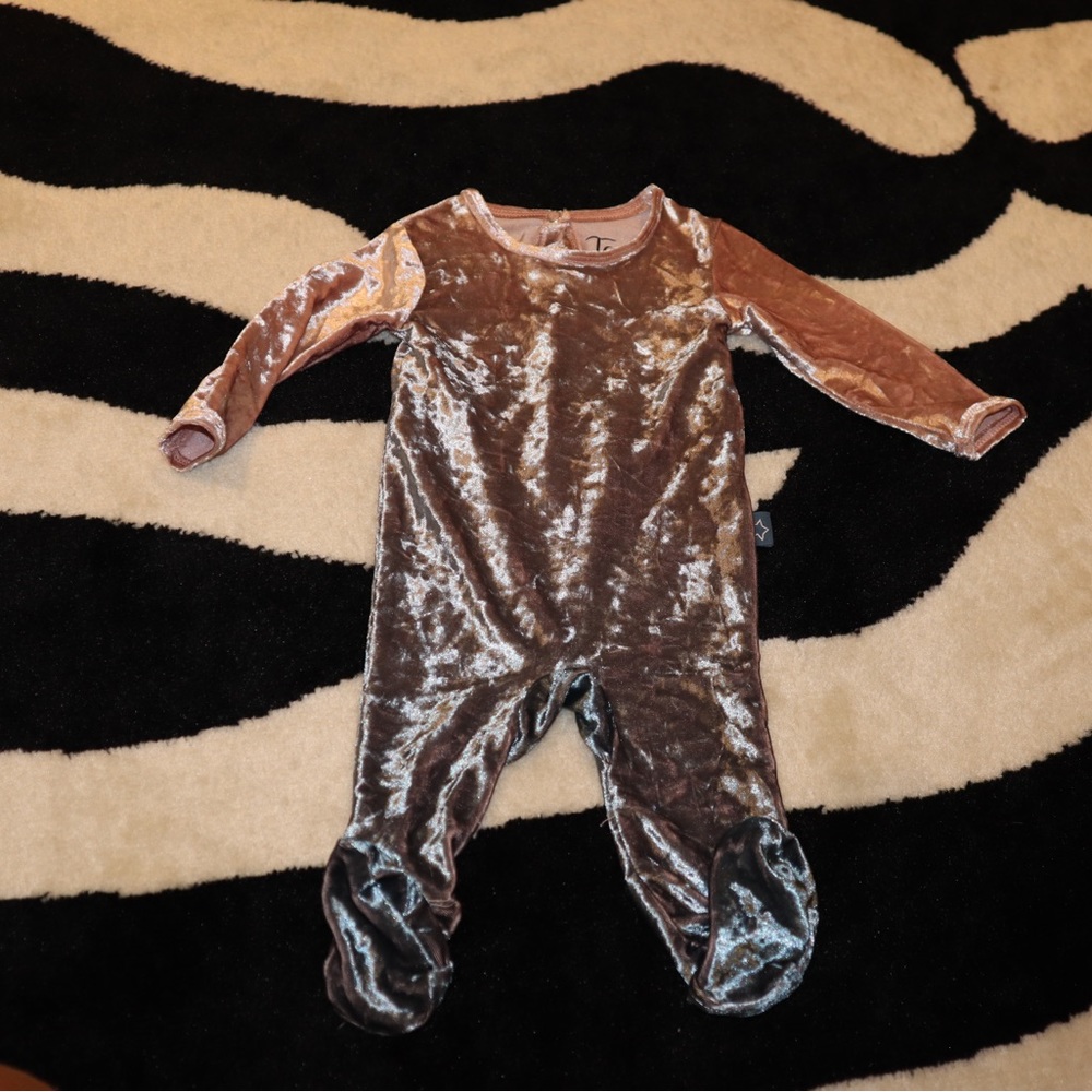 Tomi 6 month footie